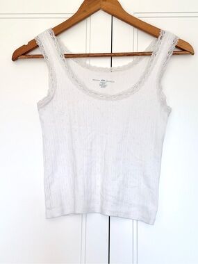 Brandy Melville White Lace Trim Pointelle Ribbed Tank Top